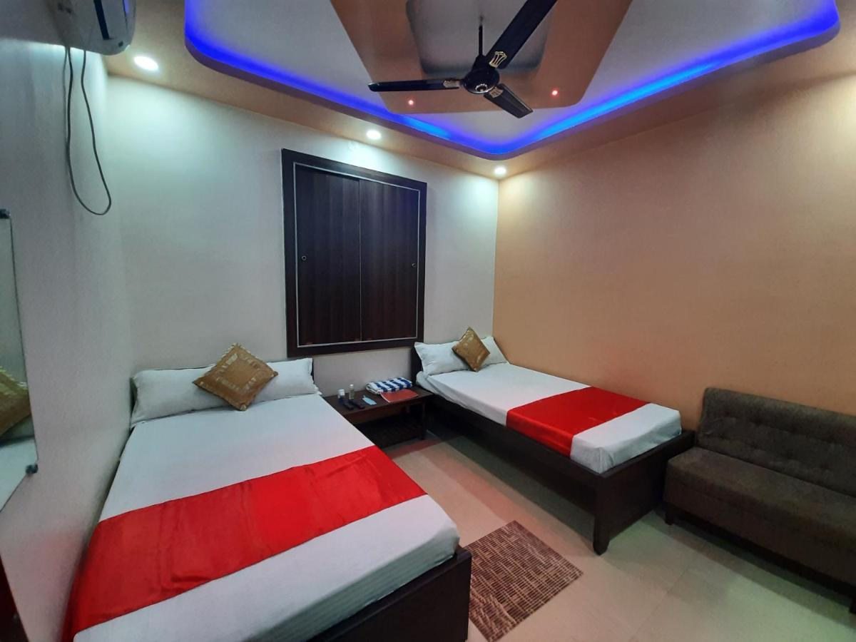 Hotel Shakuntla Palace - 400 Meters Away From Vishnu Pad Temple 7 Mins Walk Gaya Esterno foto
