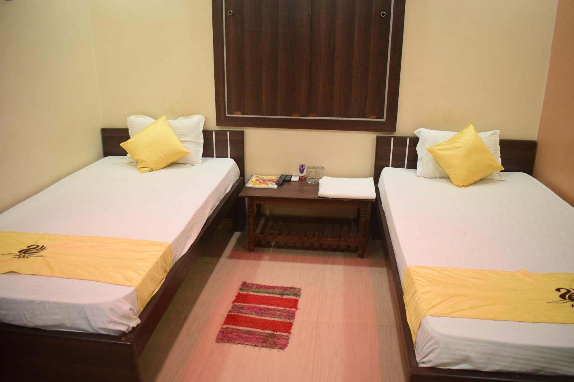 Hotel Shakuntla Palace - 400 Meters Away From Vishnu Pad Temple 7 Mins Walk Gaya Esterno foto